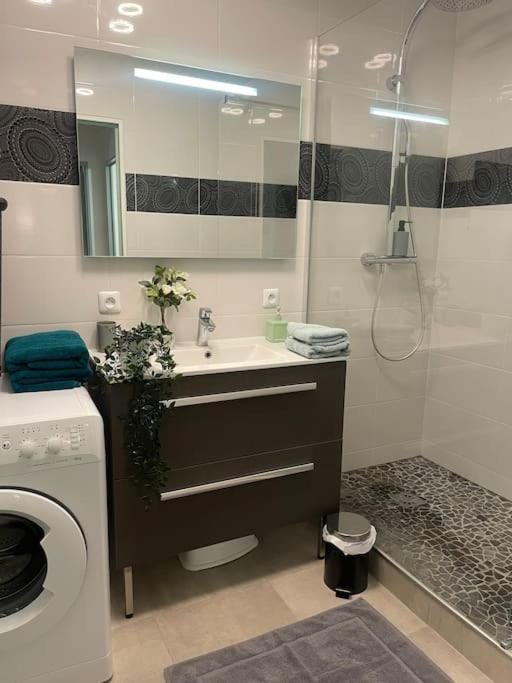 Appartement Familial 8 Personnes Proche De Disney Et Paris 쉐시 외부 사진