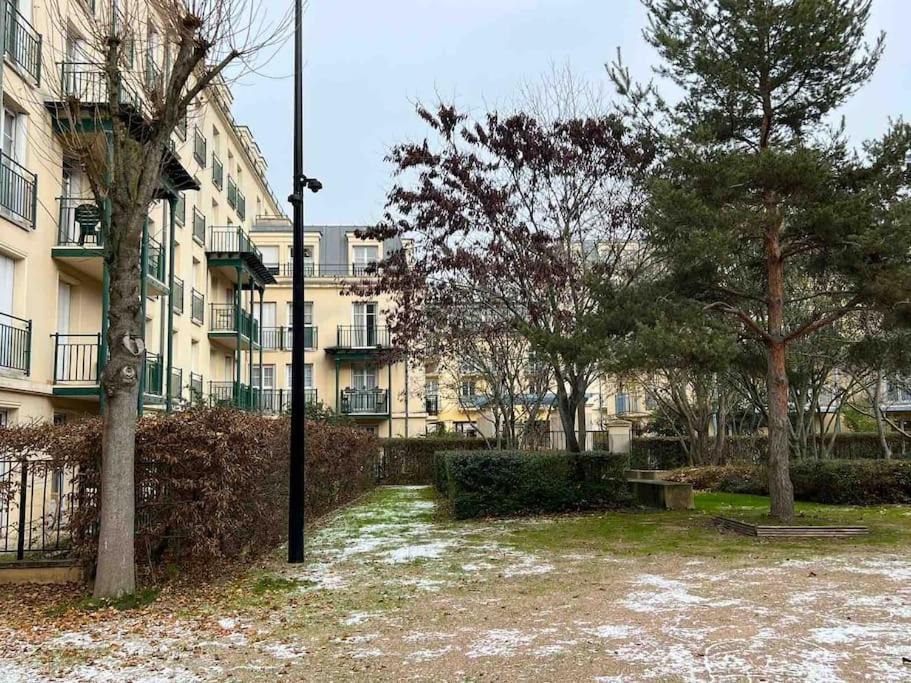 Appartement Familial 8 Personnes Proche De Disney Et Paris 쉐시 외부 사진